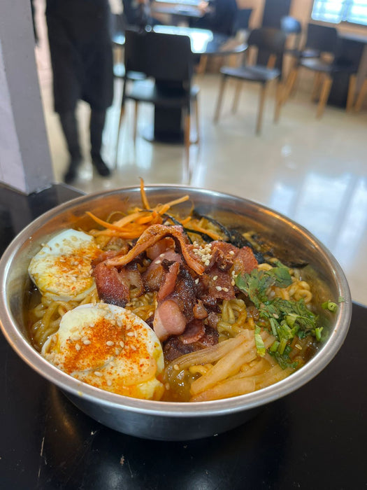 House of Food Bacon Ramen