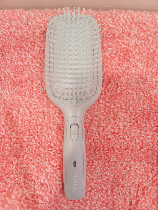 Miniso Classic Series Negative Ion Hair Brush Model: T71(Blue)